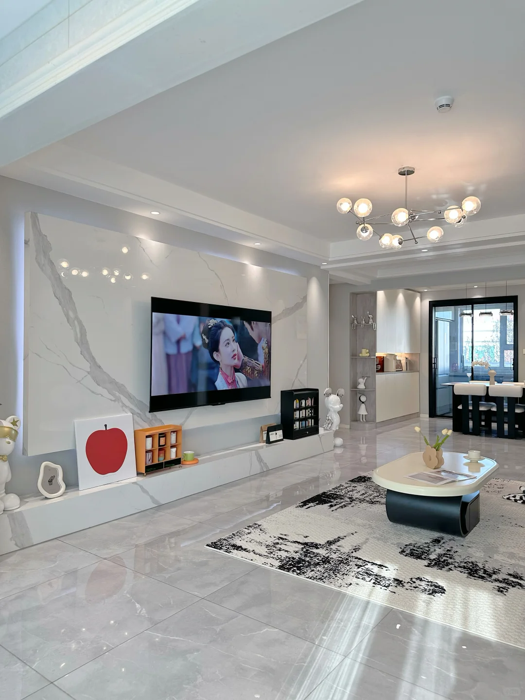 27岁，靠老公拥有了第一套dream house！