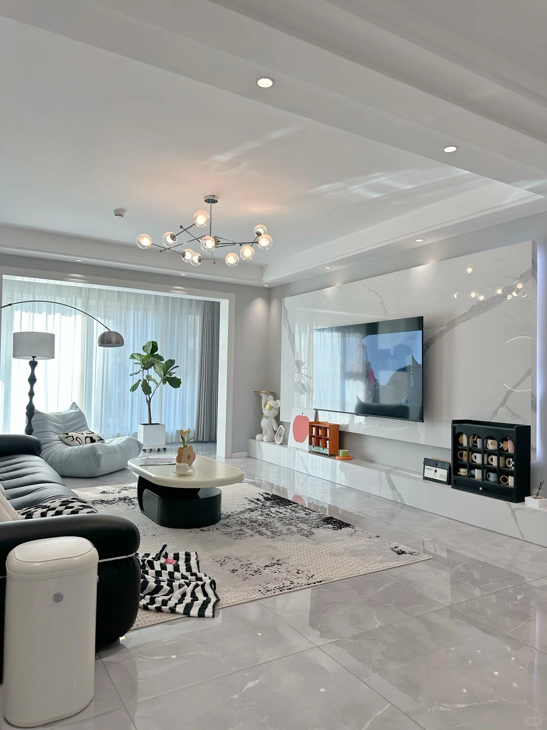 27岁，靠老公拥有了第一套dream house！