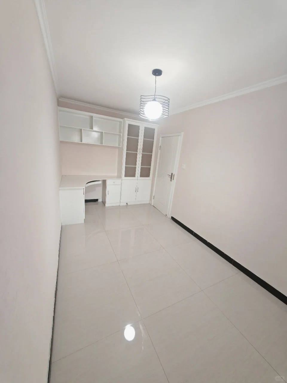 首付3万 植物园地铁口 二楼精装三居室