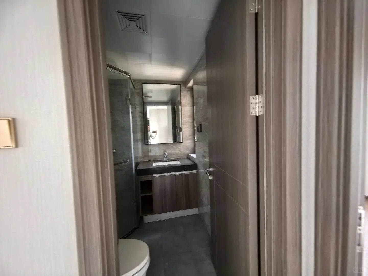 邯郸东区天正君悦府一期，105平顶楼出售