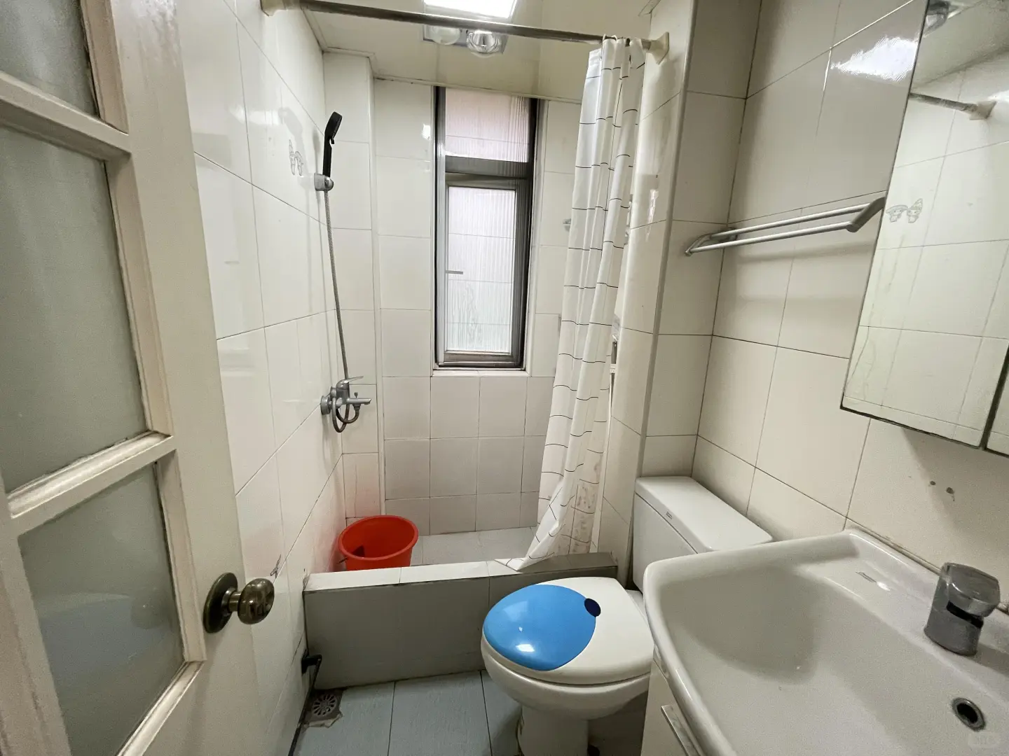 徐汇科苑新村2房！随时起租+精装修