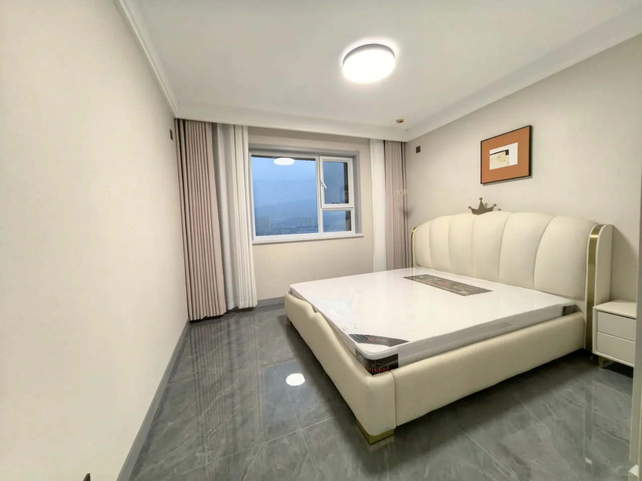 首付15万 平川路口 双赢国际旁精装三居室