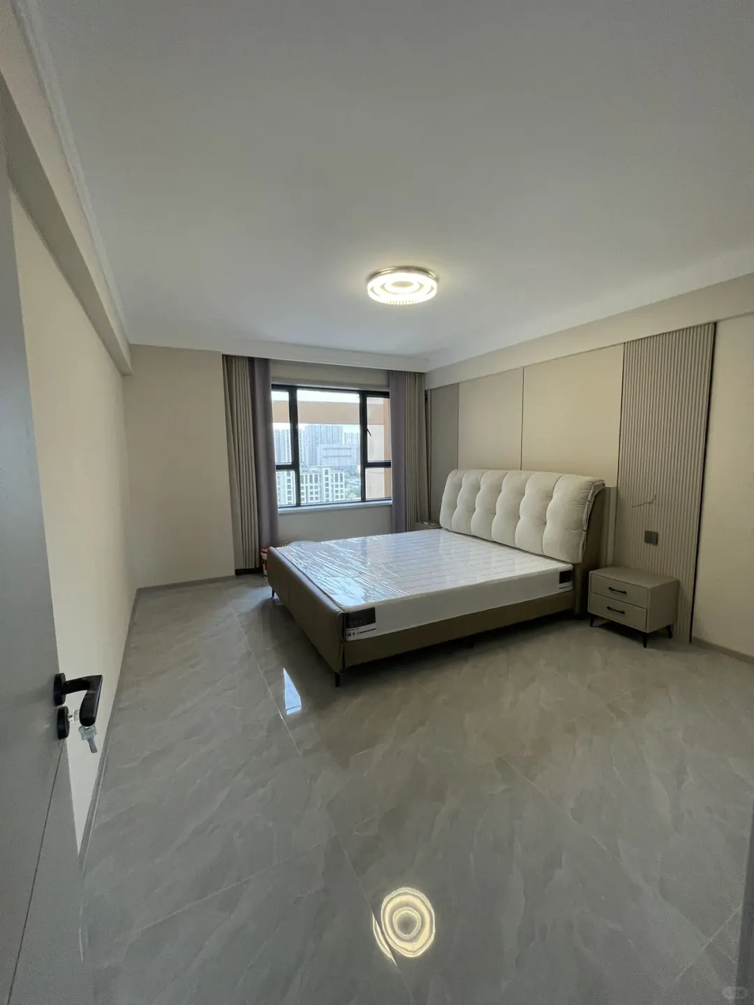 首付10万 苏州路 小西沟附近精装两居室