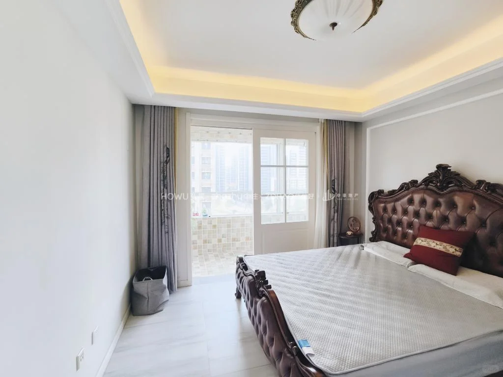 帝华鸿府129平精装36万免税送地下室急售