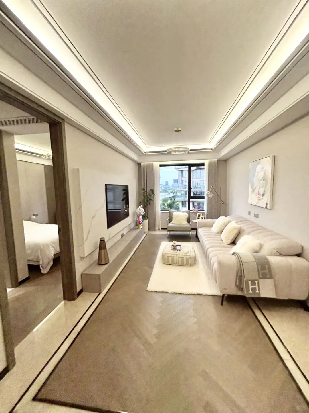 徐滨尚海湾三期江景房｜自住装修｜4房出租