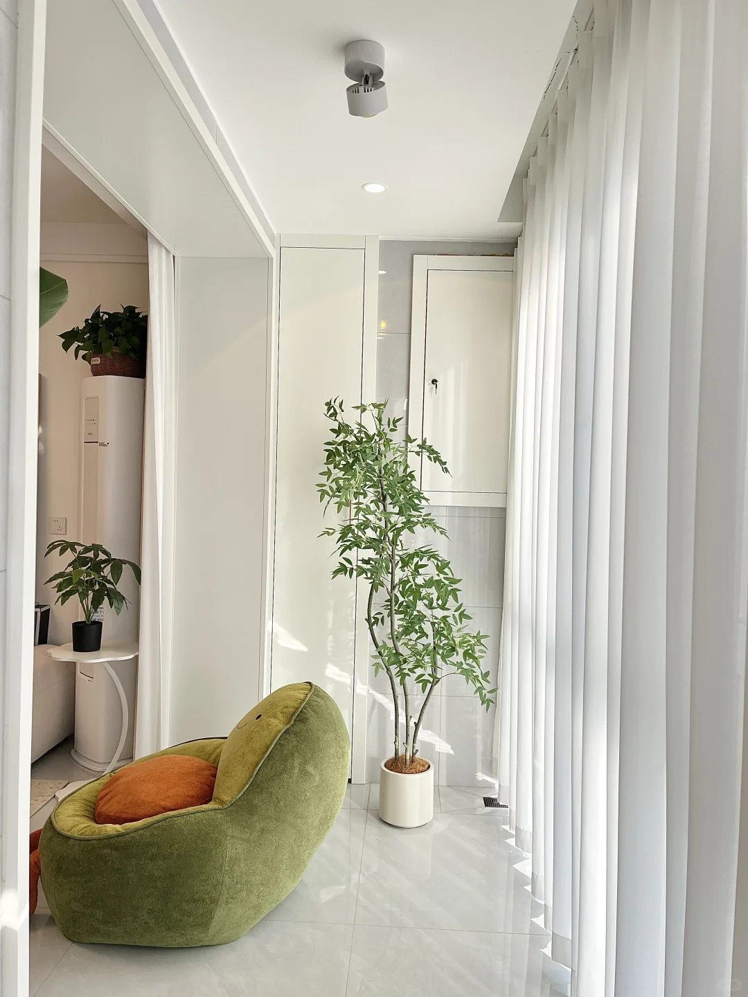 小户型这样装，真的温馨显大又省钱💰