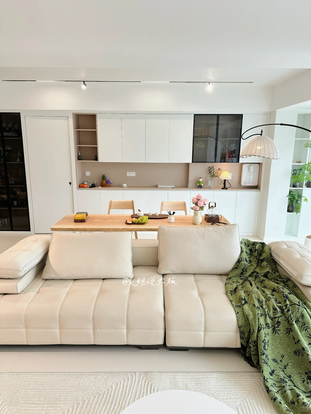 横厅越乱越显大！直接复制