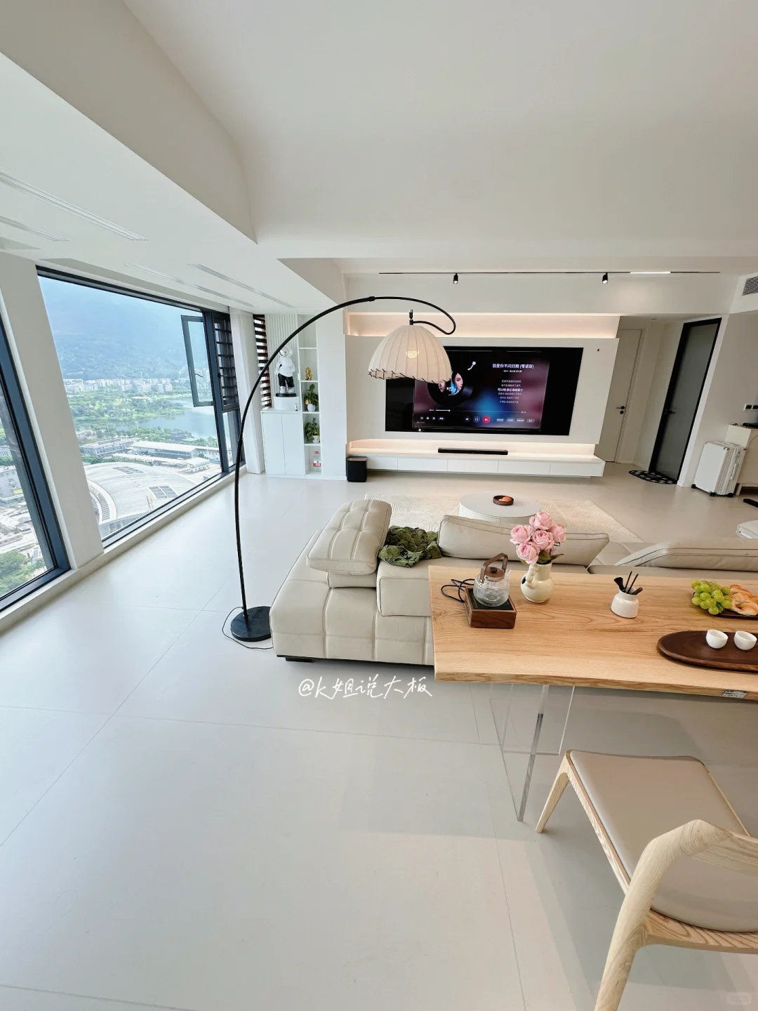 横厅越乱越显大！直接复制