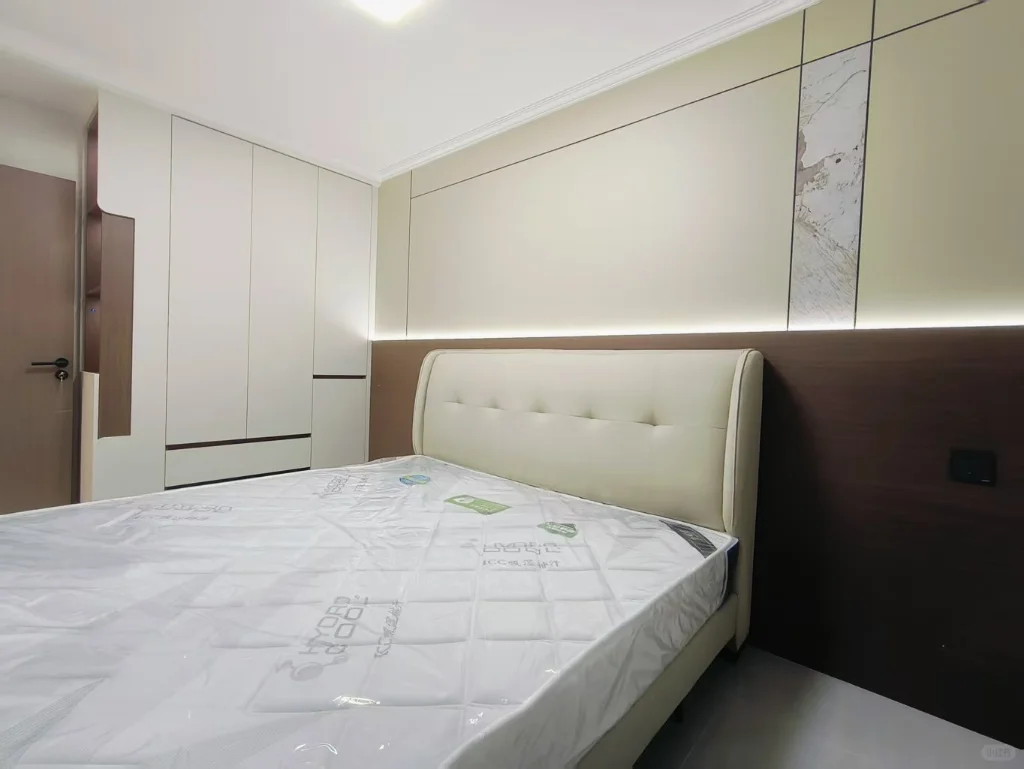 首付五万 小西沟 福润德附近精装二楼两室