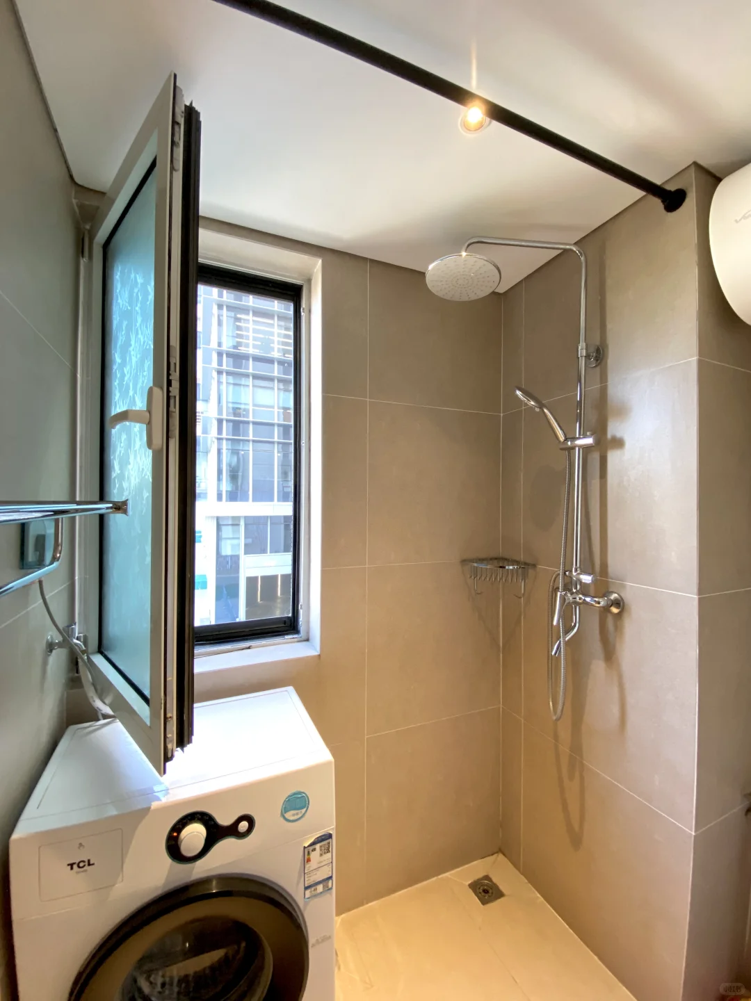 北京海淀西三环新房58平一居房东直租