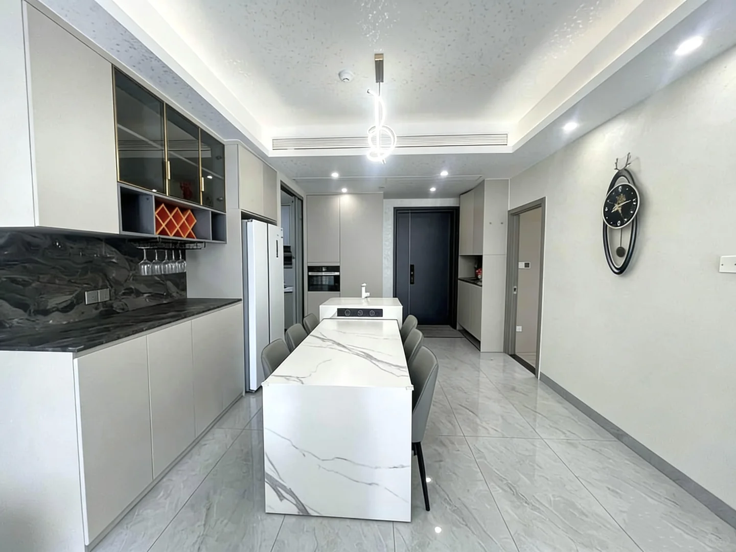 香蜜湖深业中城次新房4房3字头