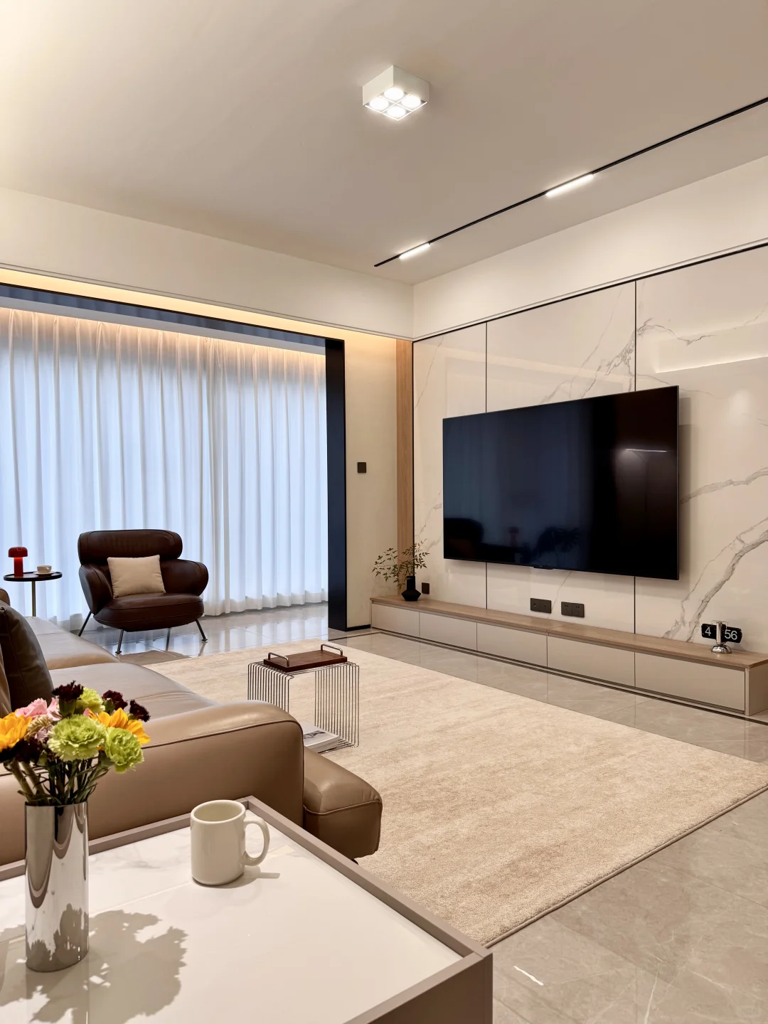 16w而已，谈什么高级感…