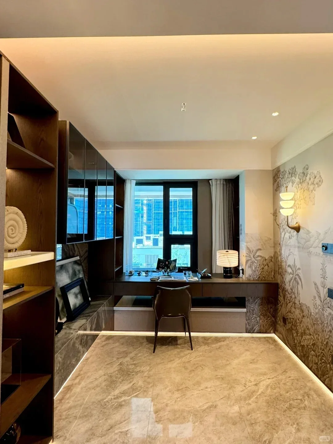 安宁135㎡精装新房 80w 送车位和家具