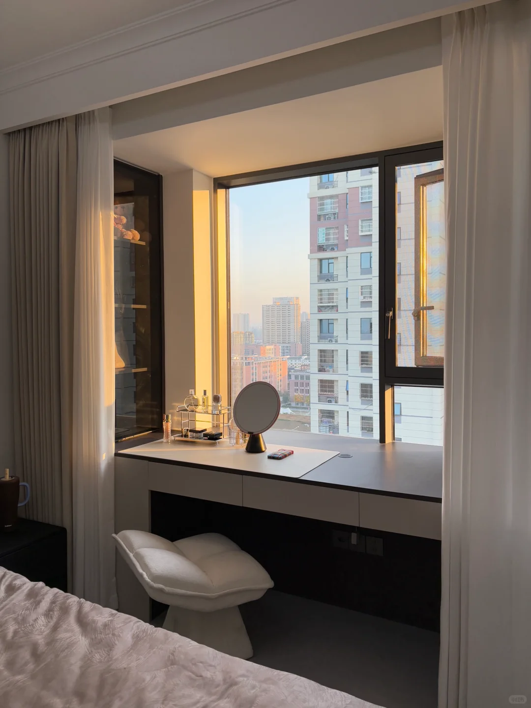 装修做得最正确的决定～砸飘窗