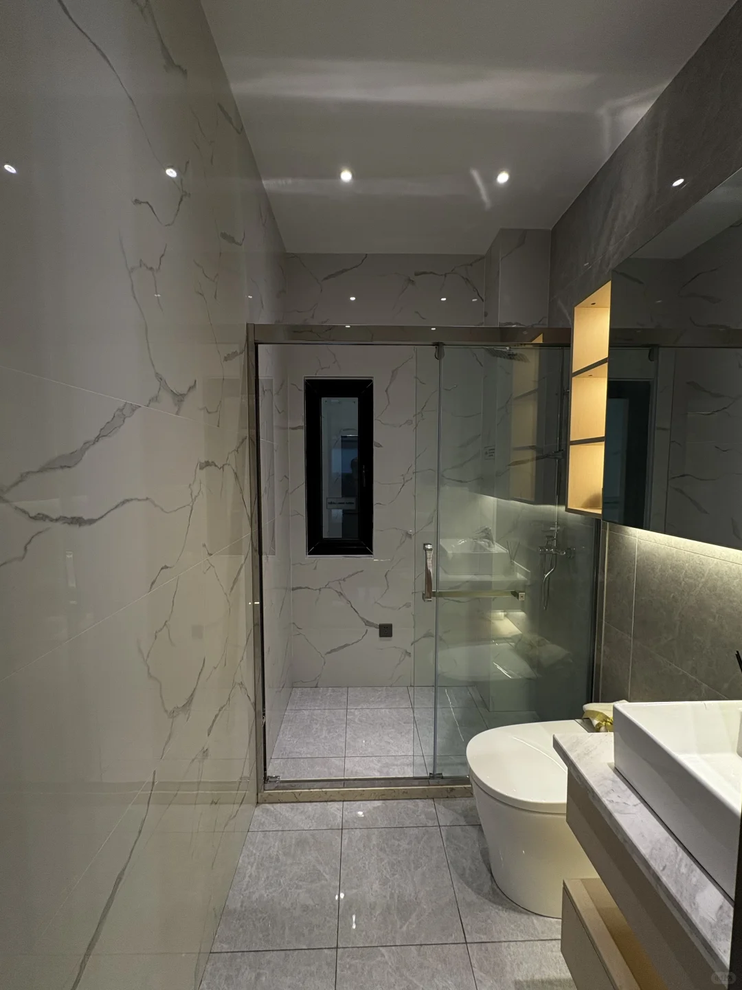 在重庆，首付1颗，月供1000多，小高三房手慢无