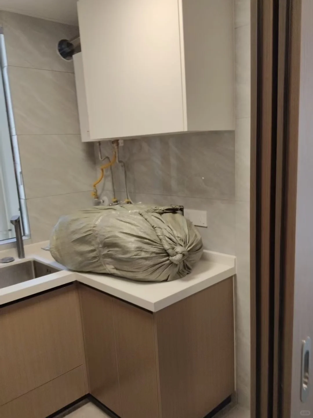 广州开荒，白云区保利珑玥82平新房开荒保洁