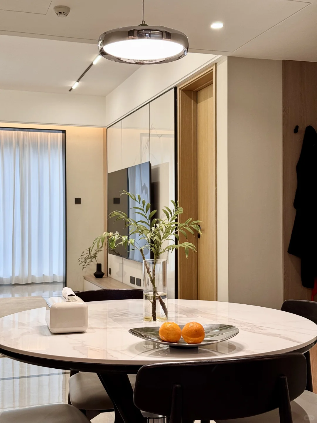 16w而已，谈什么高级感…