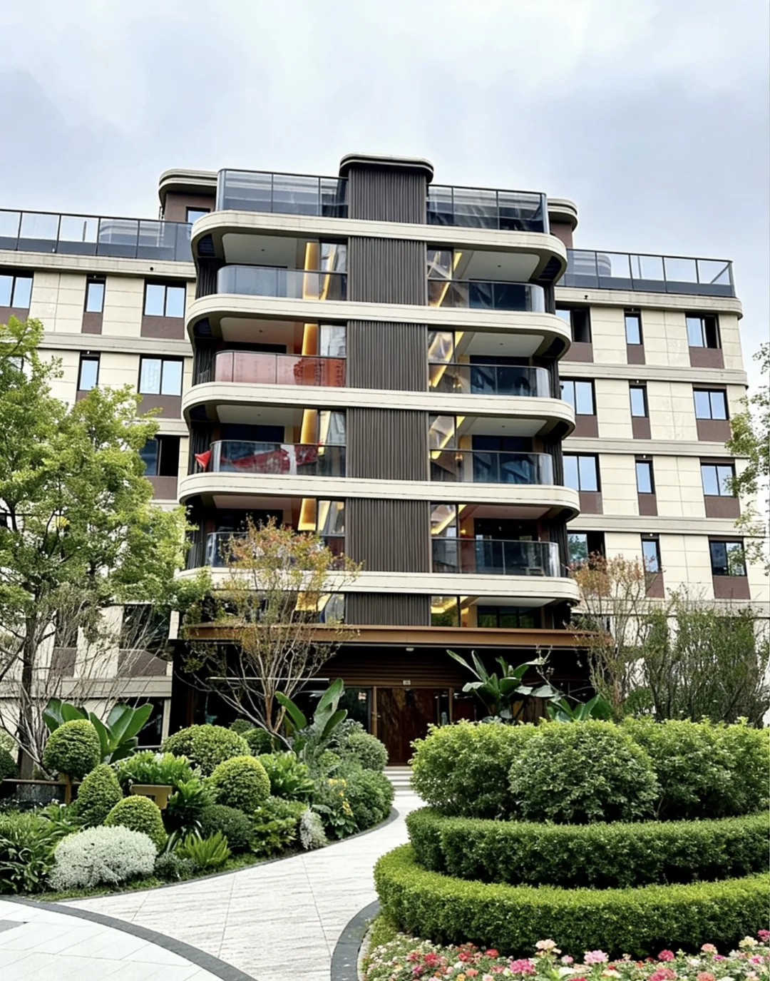 感谢贵阳房价！70来W，拿下150平精装大跃层！