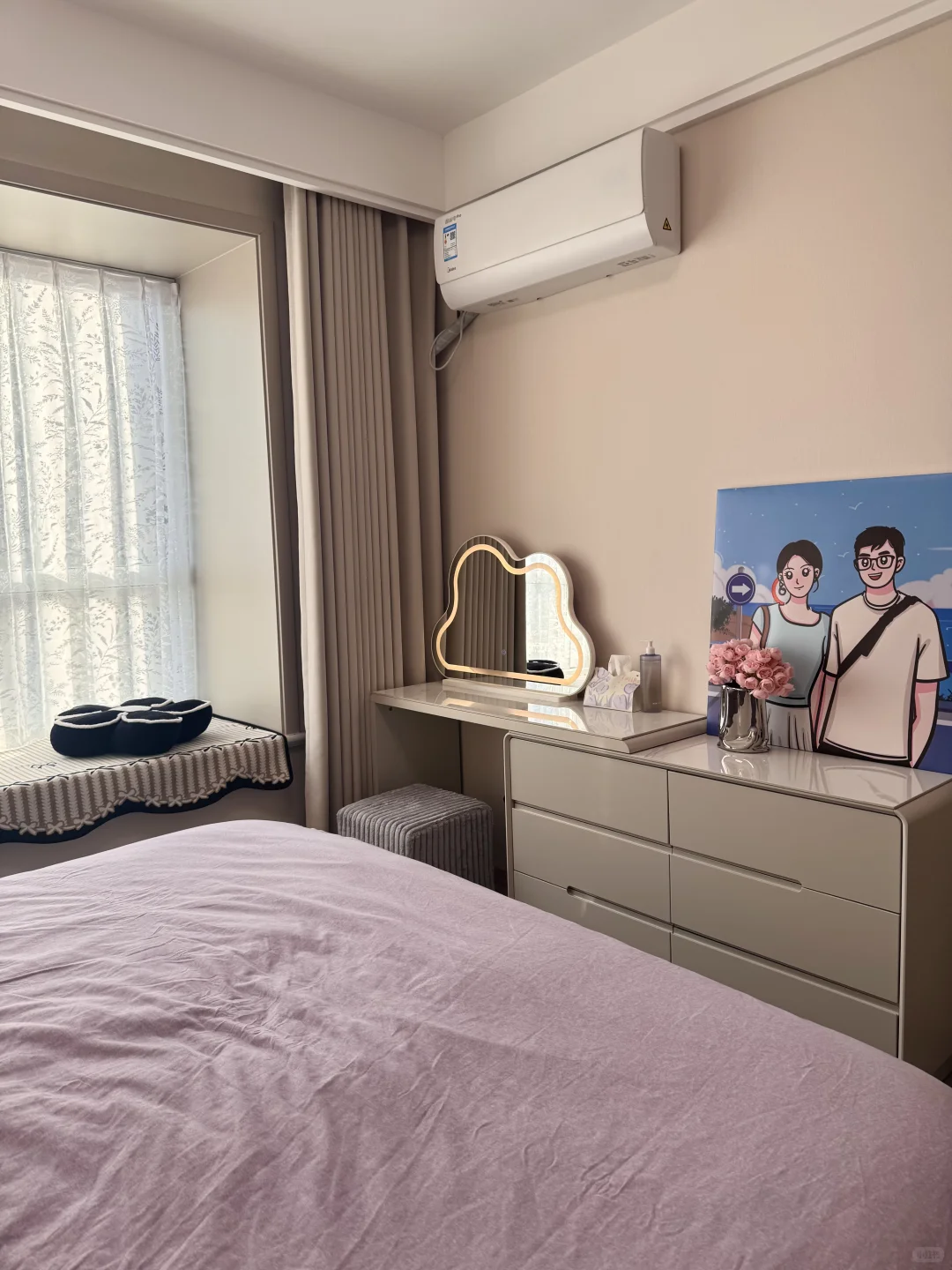 我的飘窗真的太有氛围感了🛏️