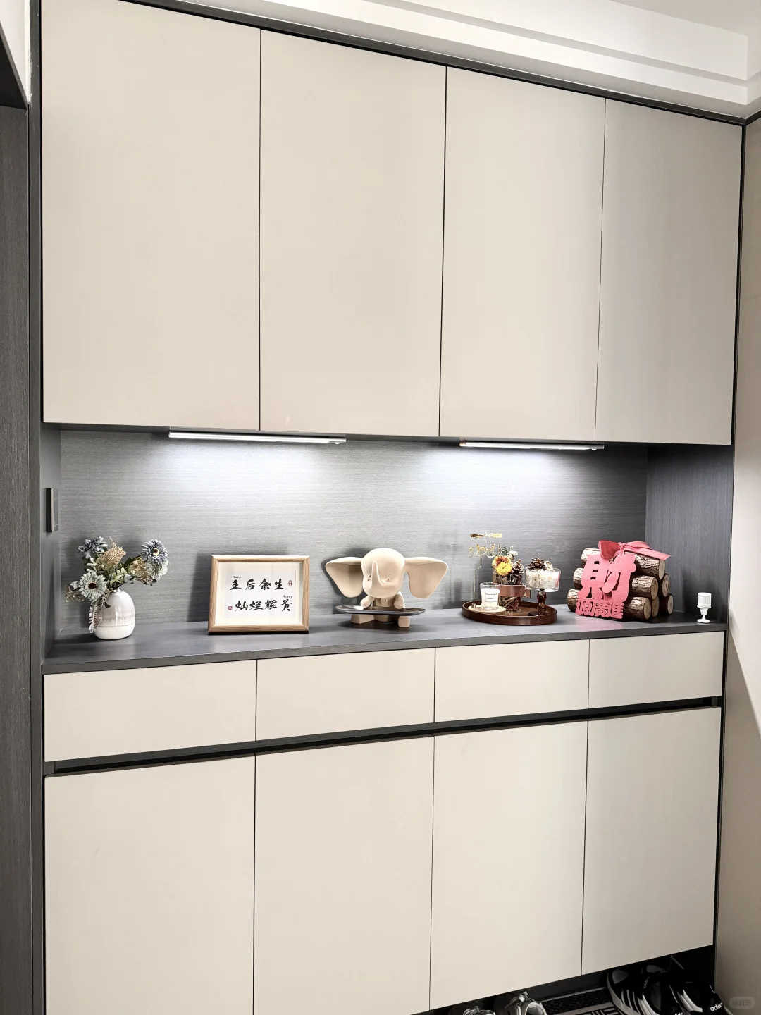 入户玄关布置|收纳+招财都拿捏住了~