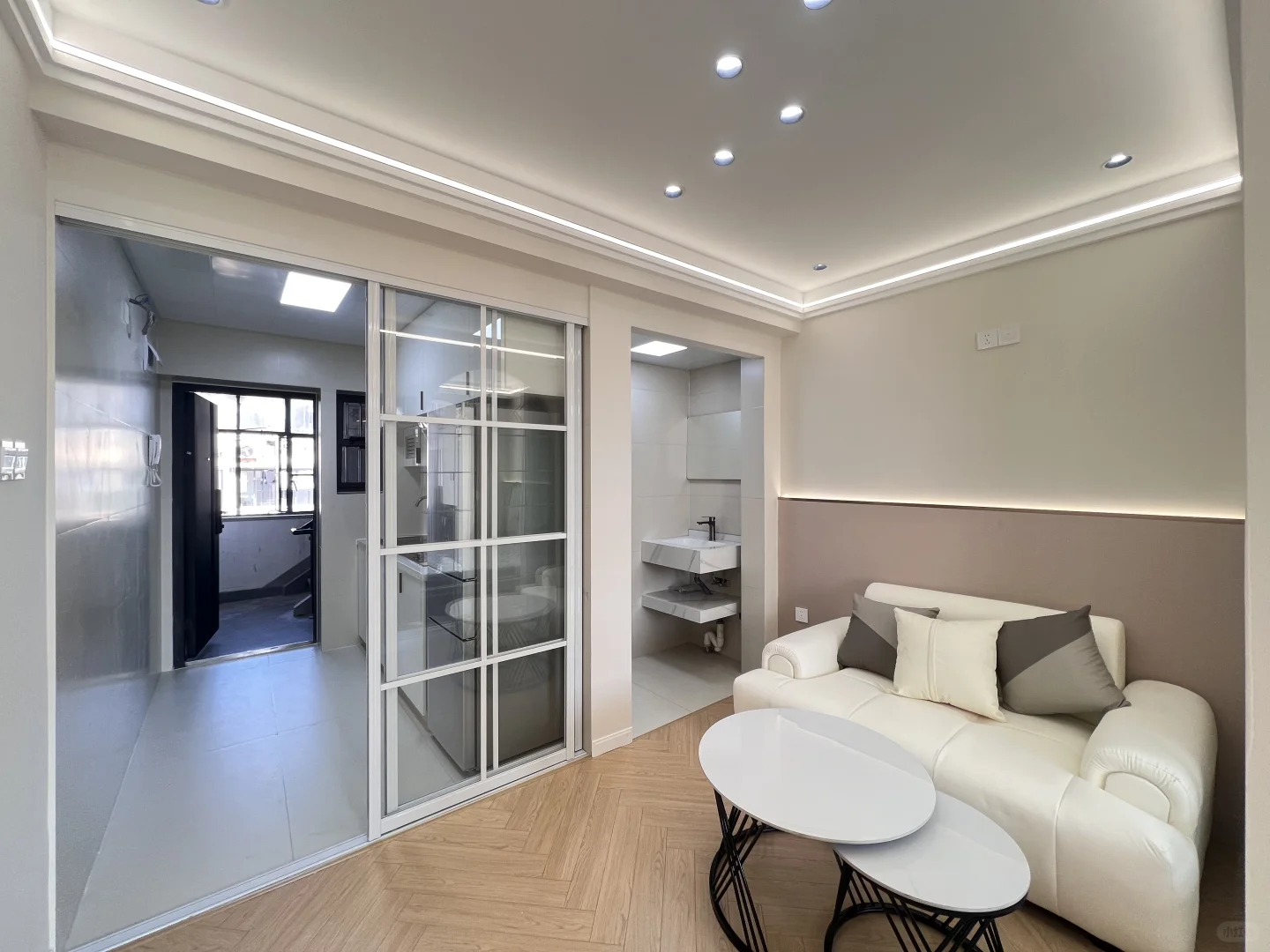 个人原因出租 2号线北新泾站新泾四村一室一