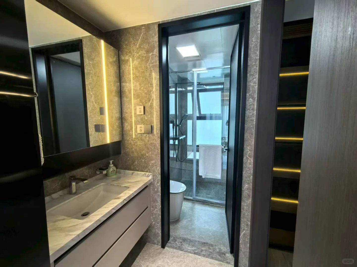 北大街次新房 豪装70万 6.8大宽厅 大胆砍价