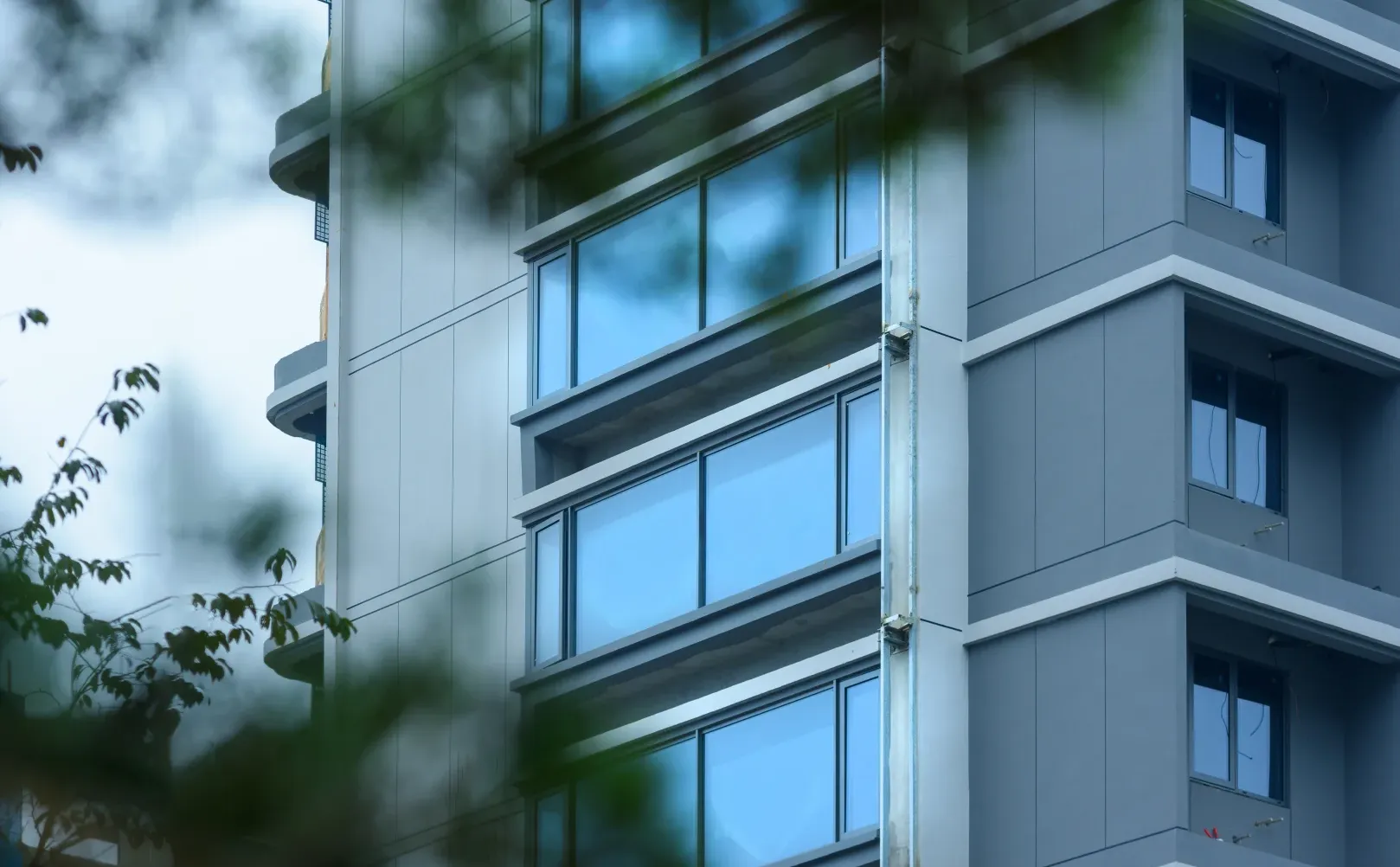 二手房中介费只收5000块钱！不管总价多少！