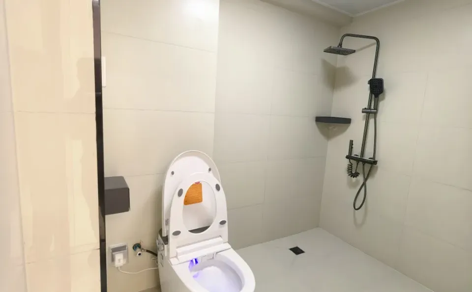 首付10万 南湖西路 创博大厦精装女神公寓