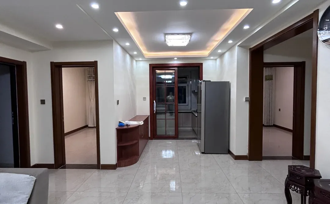 中介不会说：我只是带你过个户就收你几万块