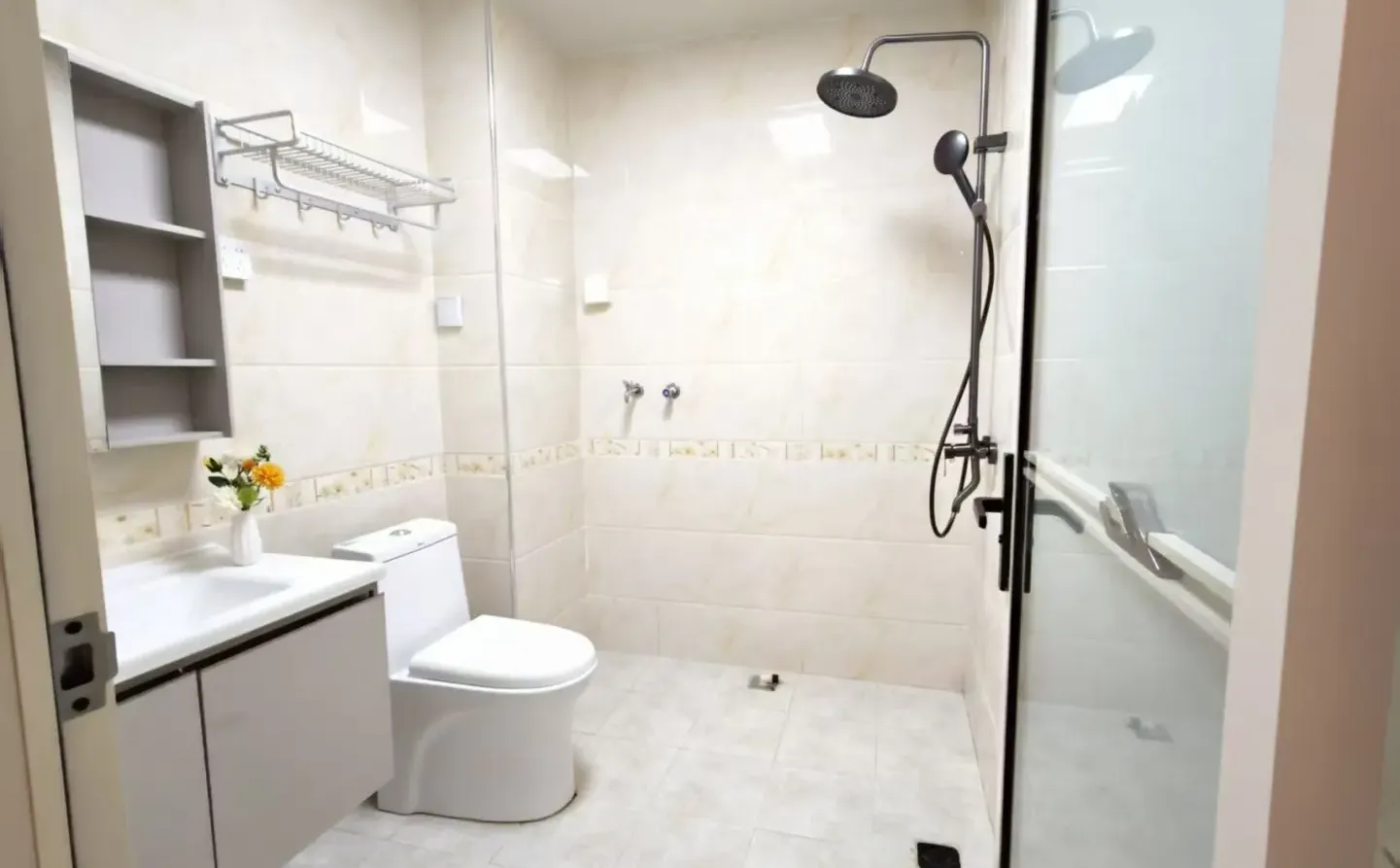 首付10万 迎宾路电梯洋房三室 总价84万