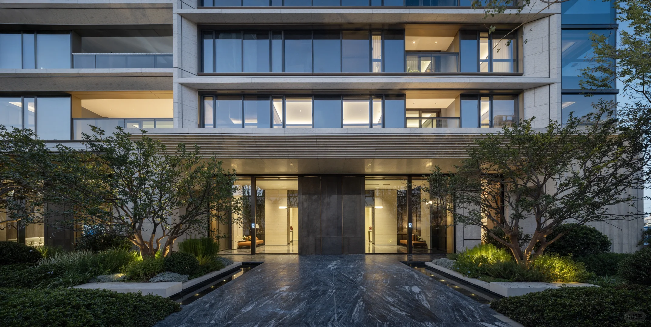 二手房中介费只收5000块钱！不管总价多少！