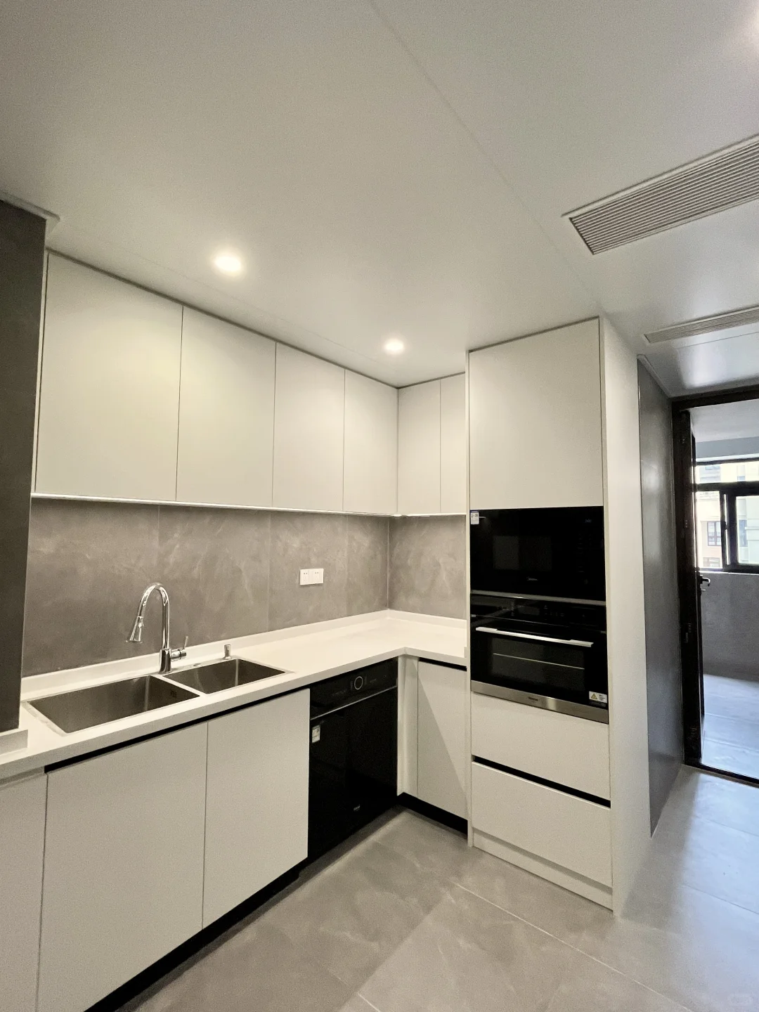 翠湖天地御苑｜业主自住装修 出国急租