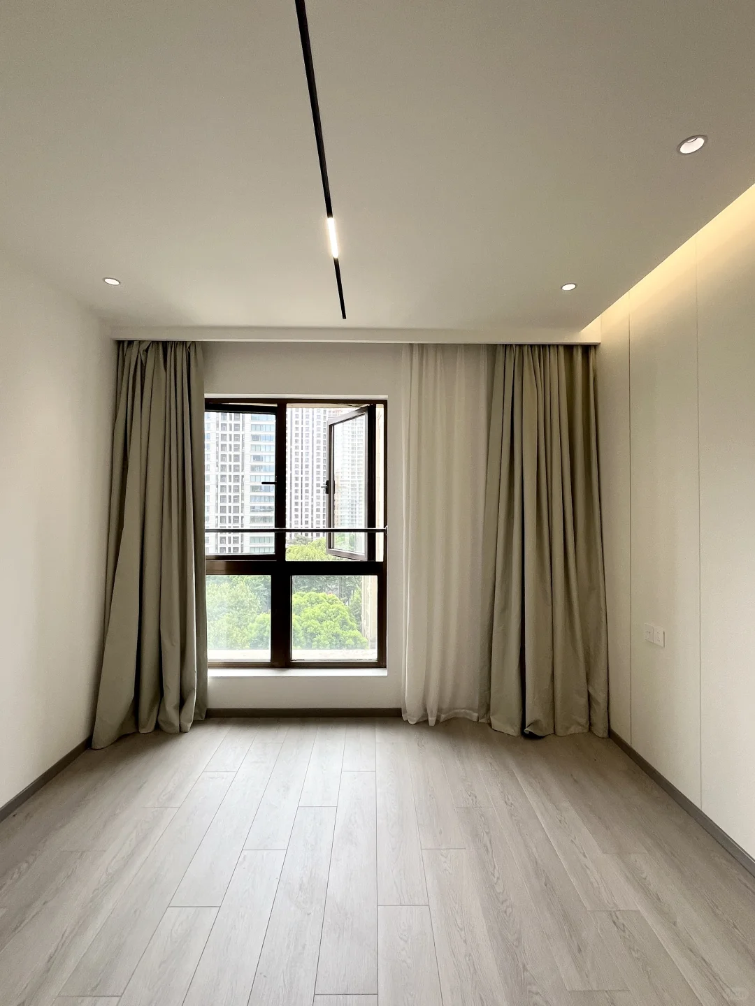 翠湖天地御苑｜业主自住装修 出国急租