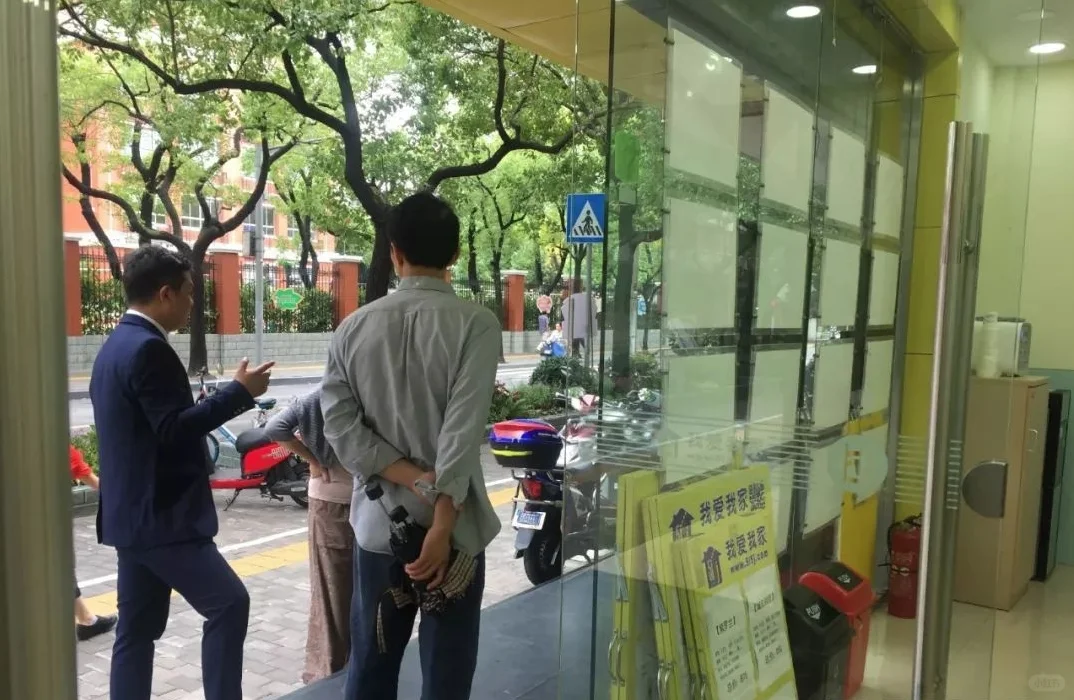 买房时，怎么知道哪类中介最适合自己？