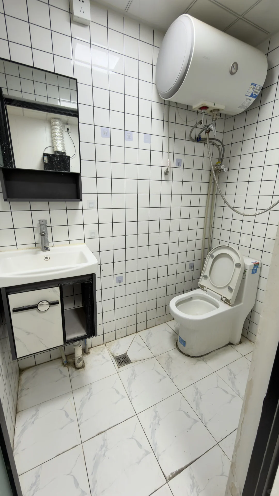 s8地铁旁 幸福美的 精装修 单室套 超南