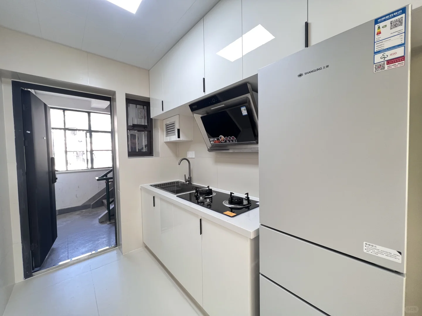 个人原因出租 2号线北新泾站新泾四村一室一