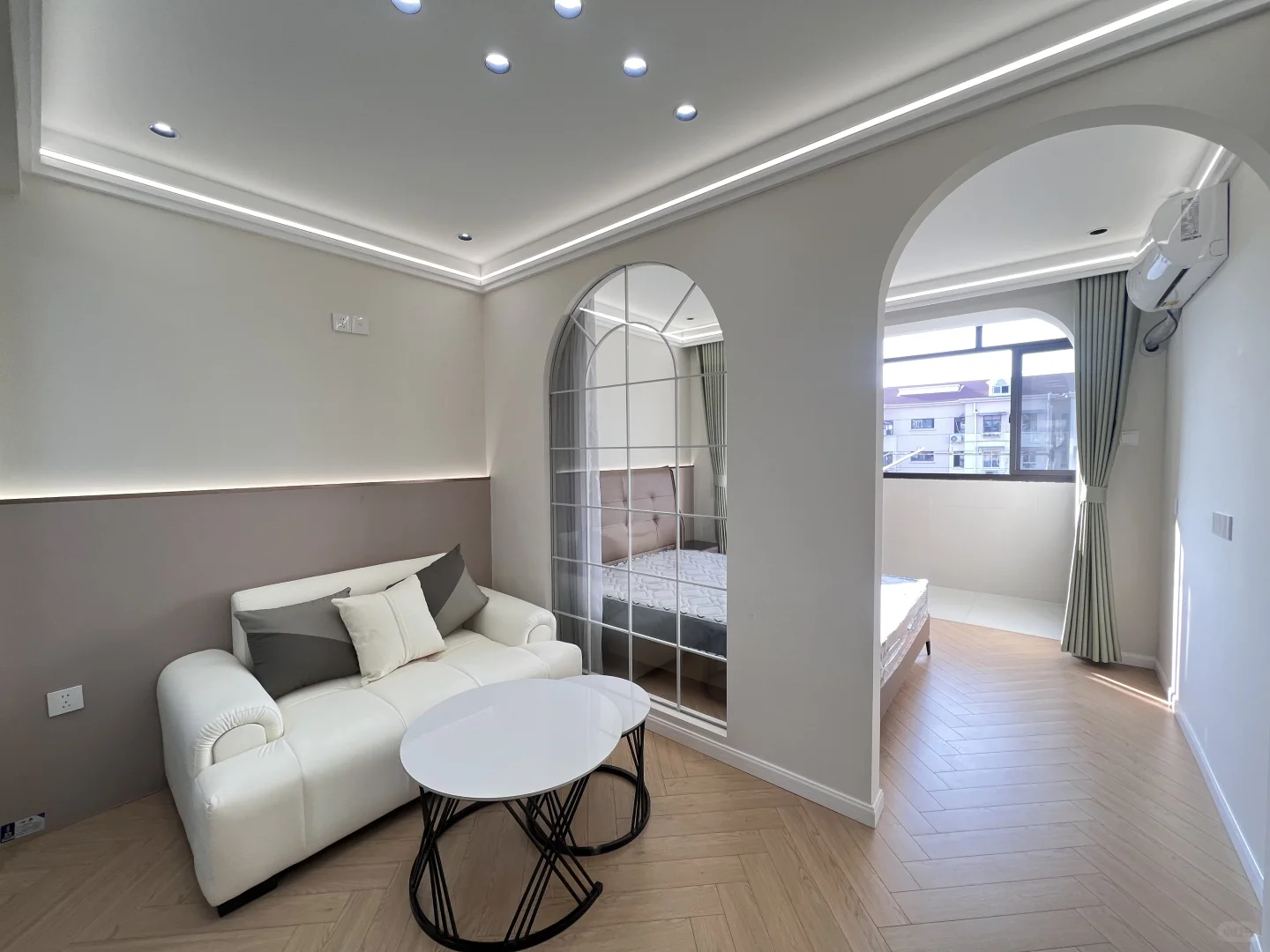 个人原因出租 2号线北新泾站新泾四村一室一