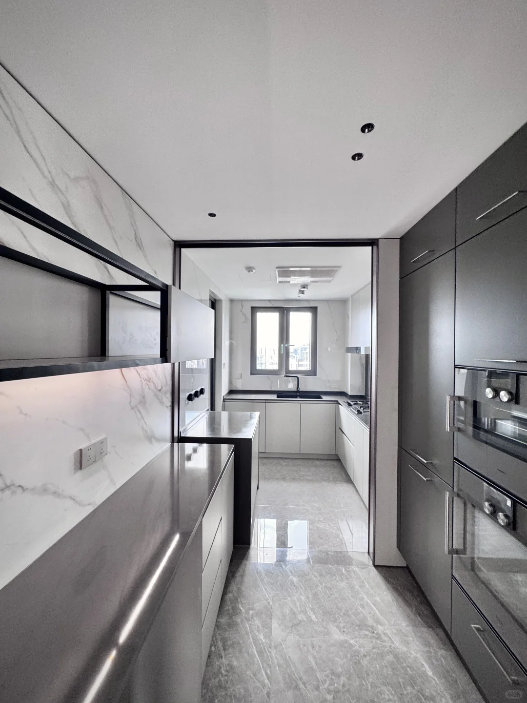 夯爆了❗️老静安新房2350w拿下177苏河旁