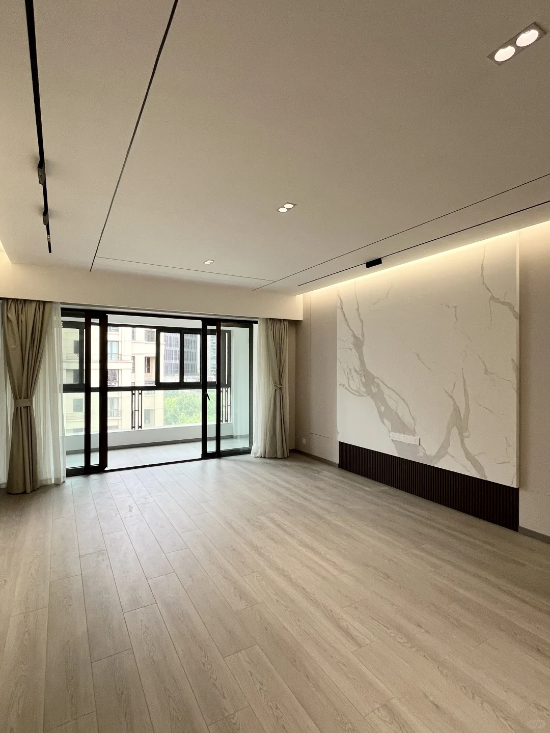 翠湖天地御苑｜业主自住装修 出国急租