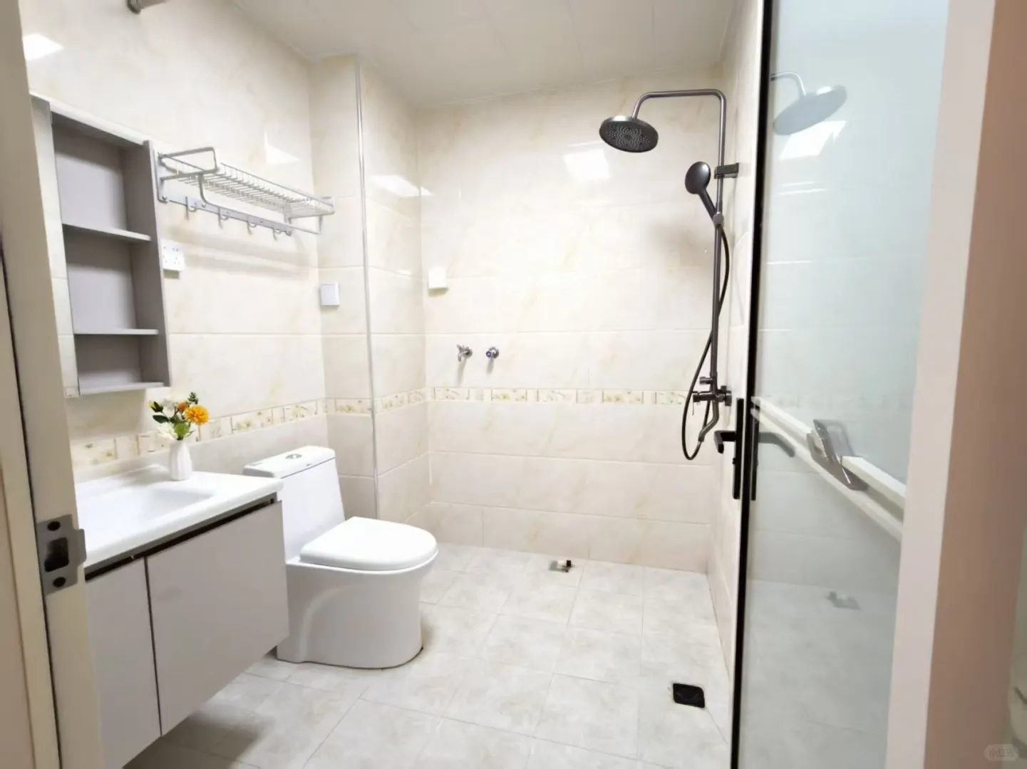 首付10万 迎宾路电梯洋房三室 总价84万