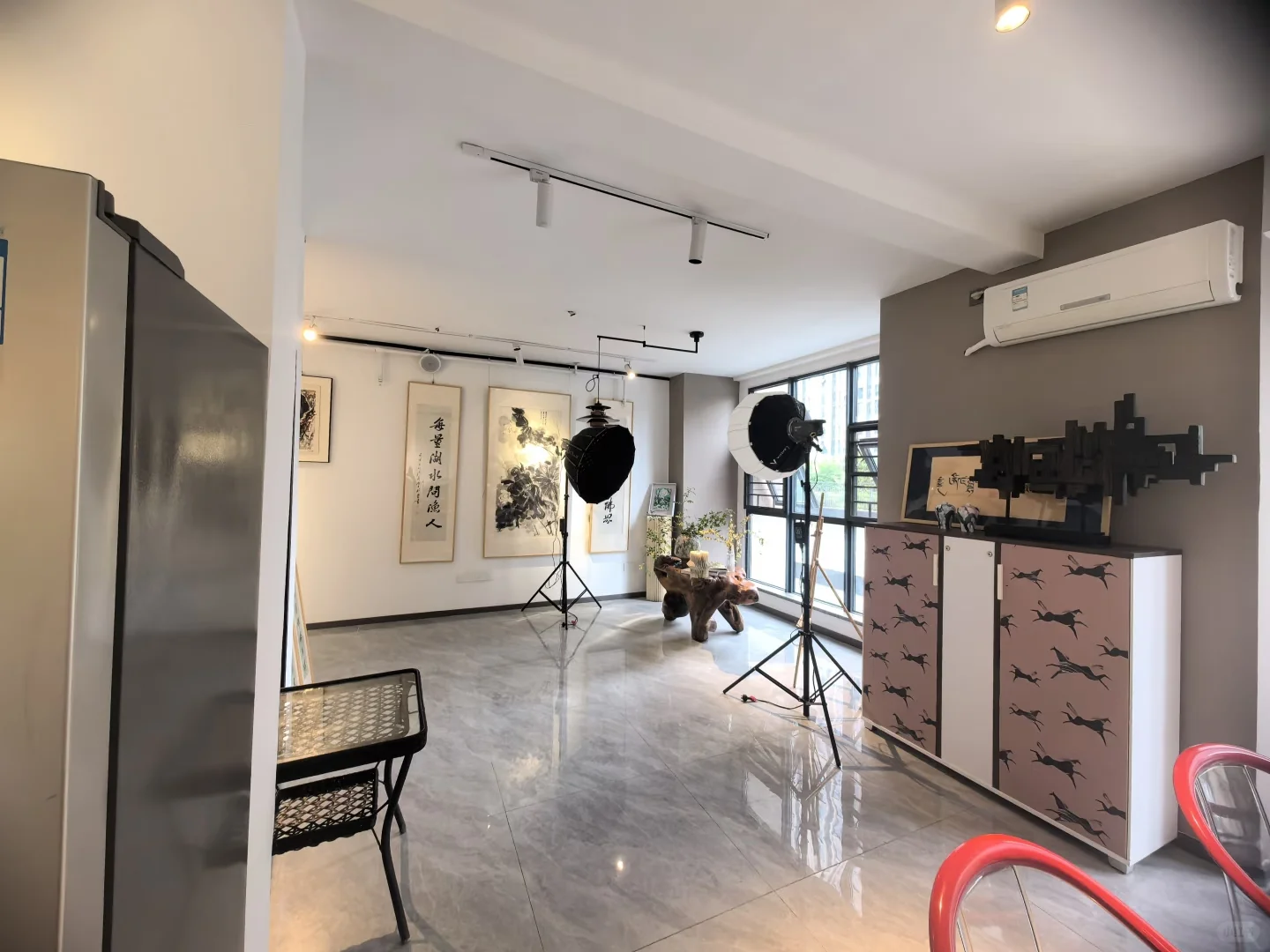 一街带花园工作室