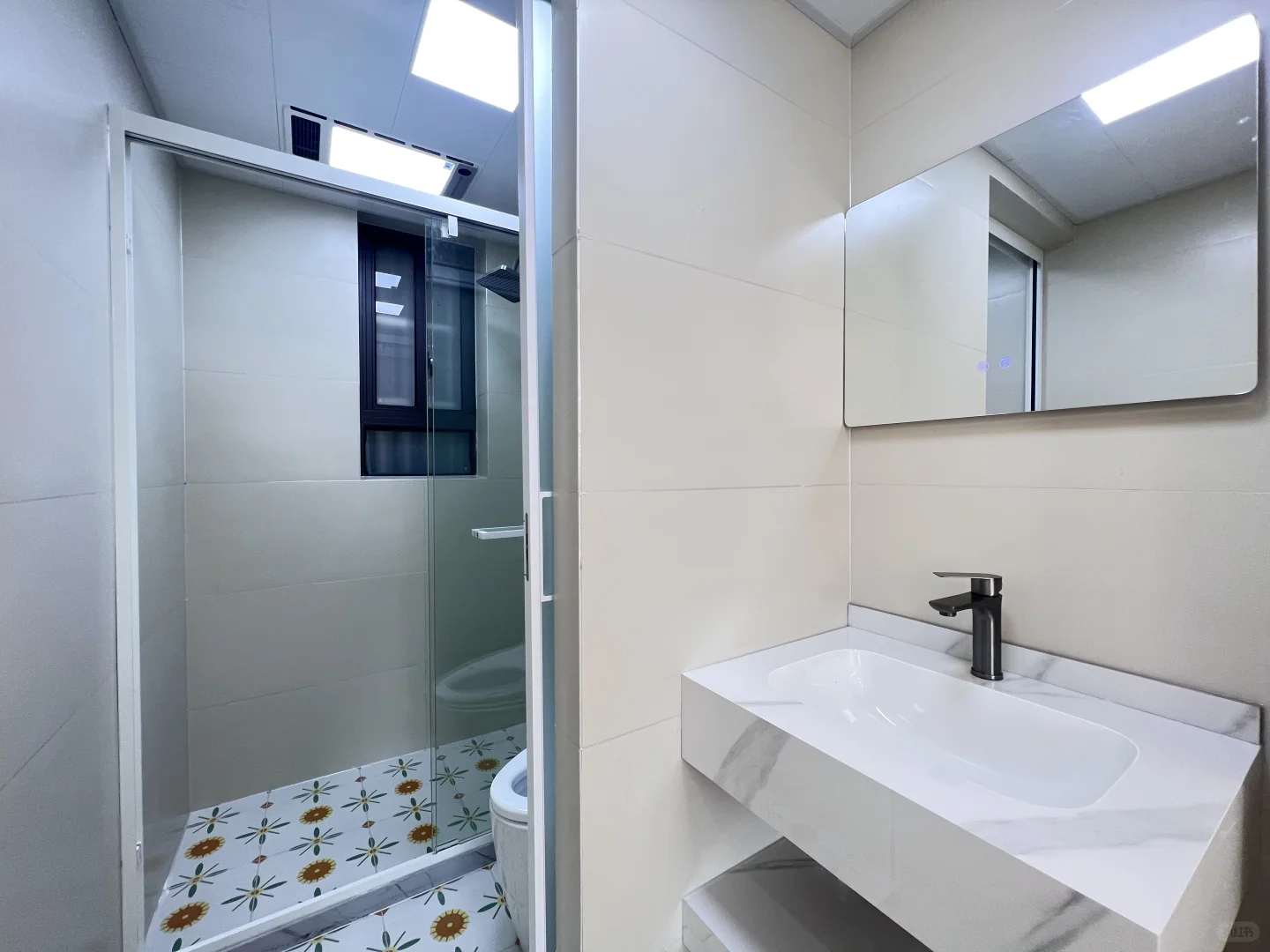 个人原因出租 2号线北新泾站新泾四村一室一