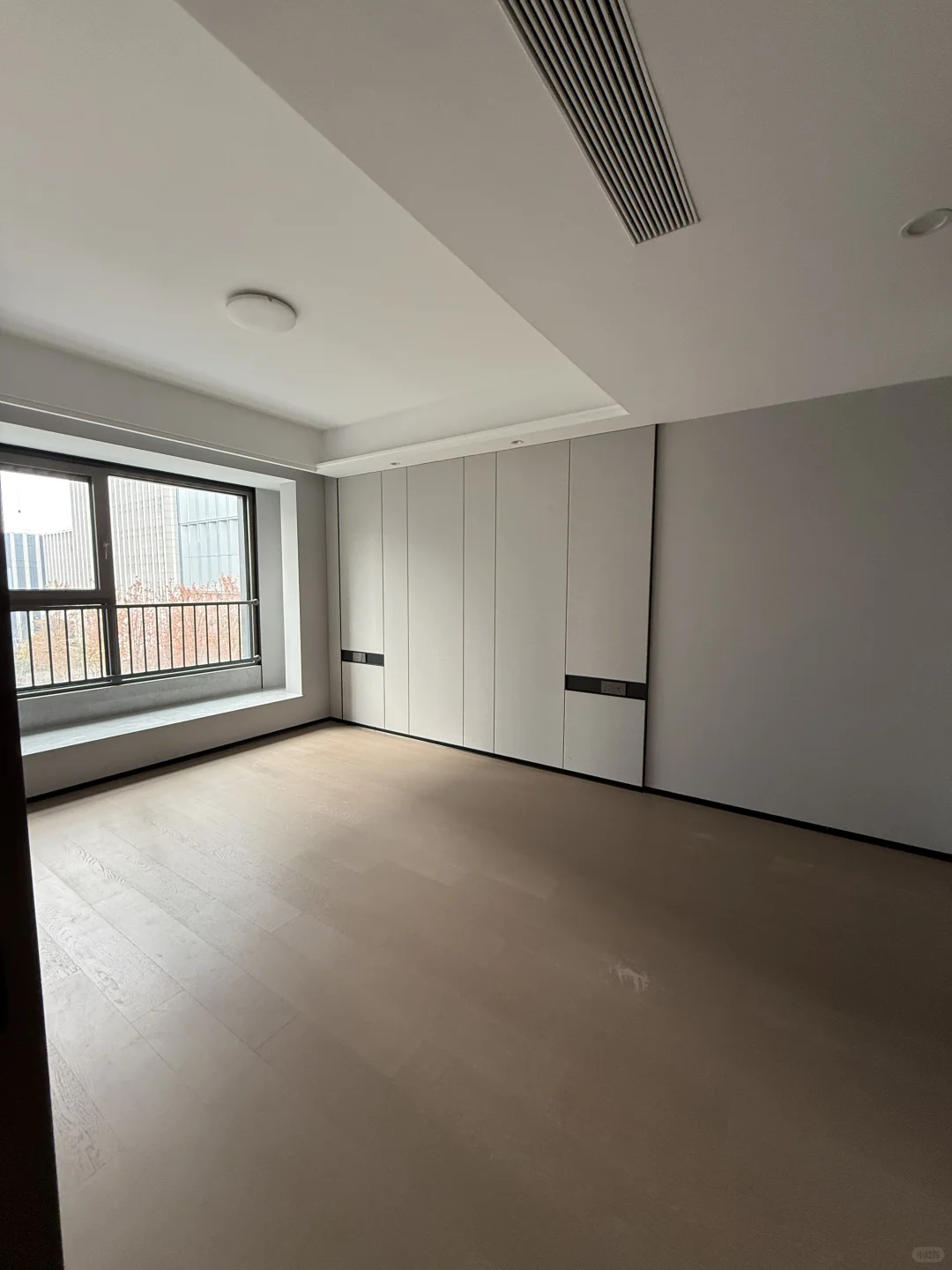 双井合生汇一口价！890万（原1128万）102三居