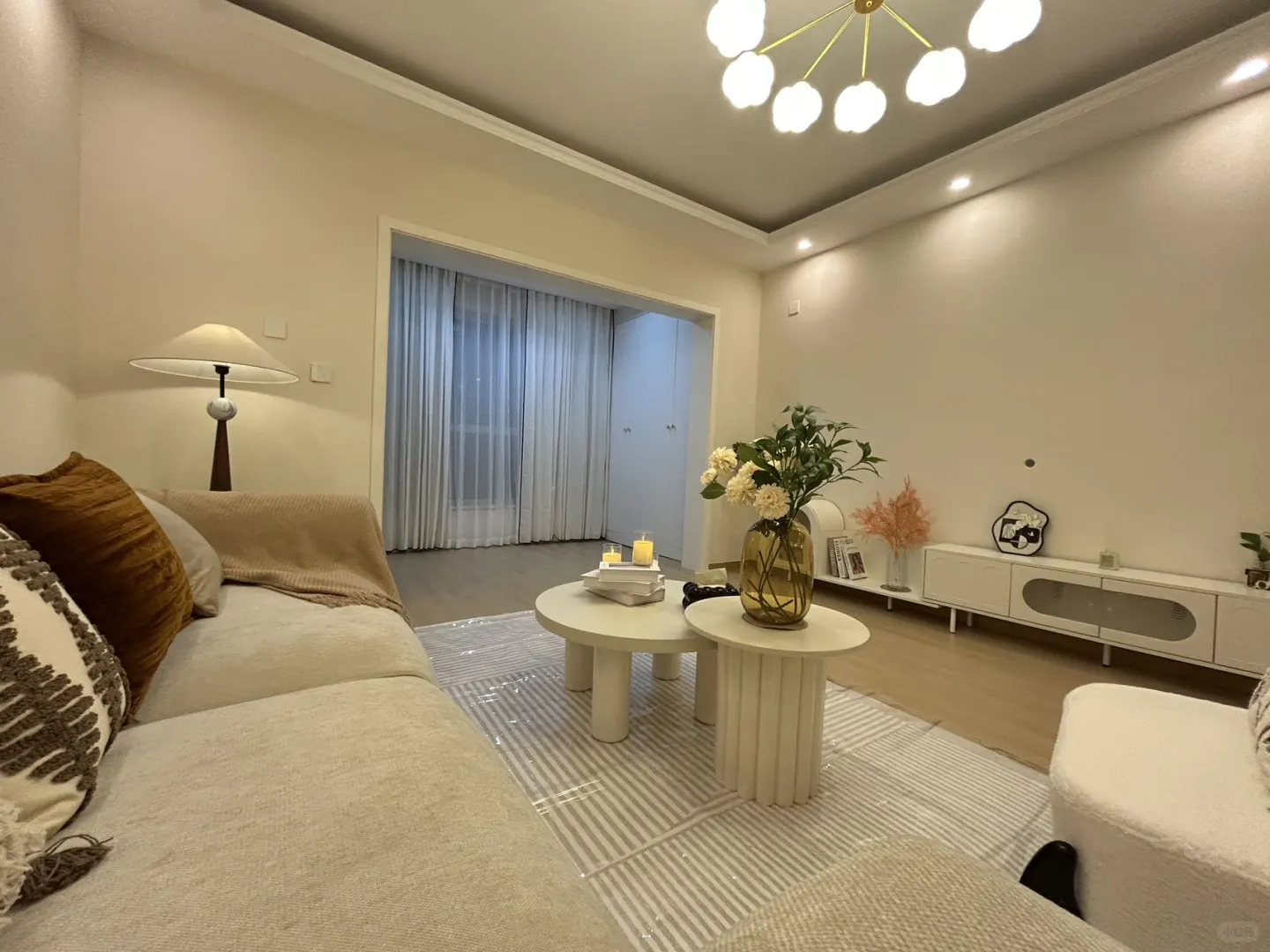 首付10万 迎宾路电梯洋房三室 总价84万