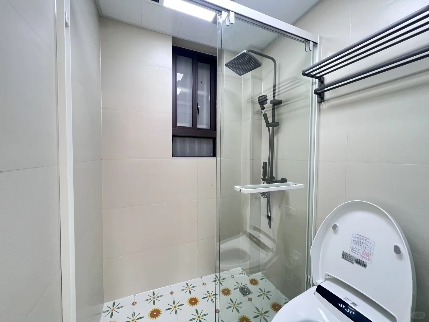 个人原因出租 2号线北新泾站新泾四村一室一