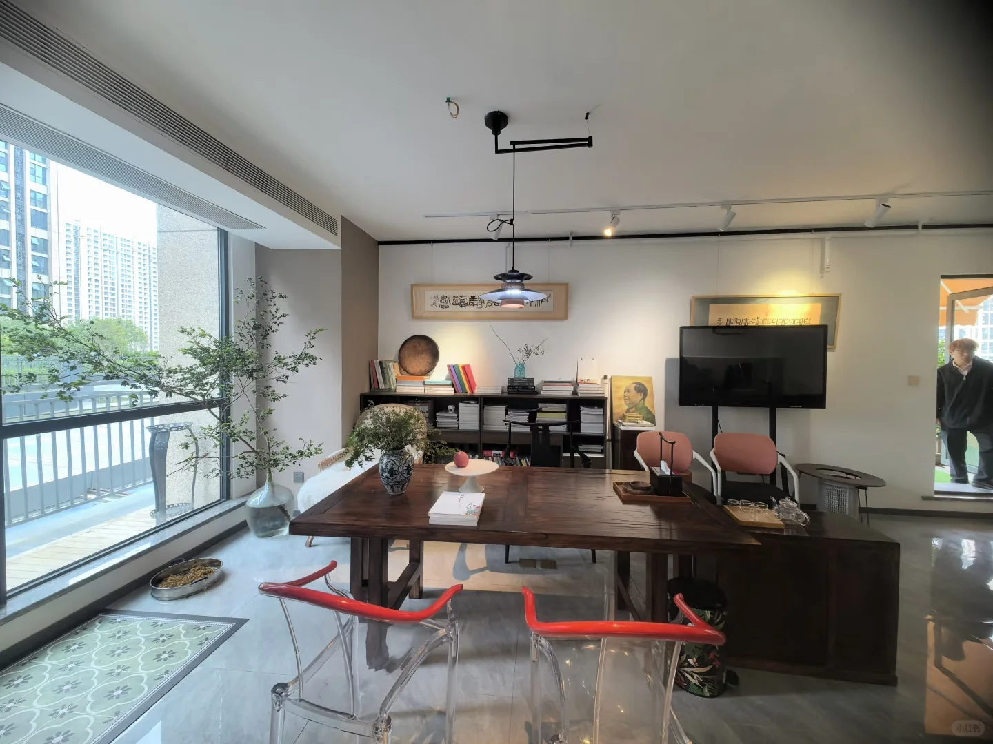 一街带花园工作室