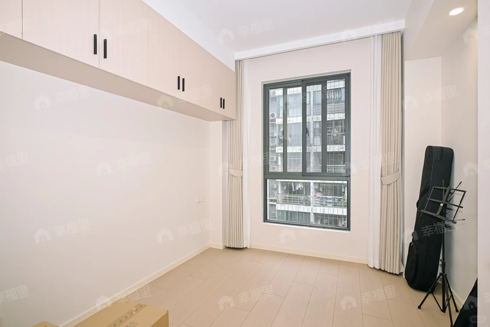 福州房东哭晕！100 多组客户看过竟没成交