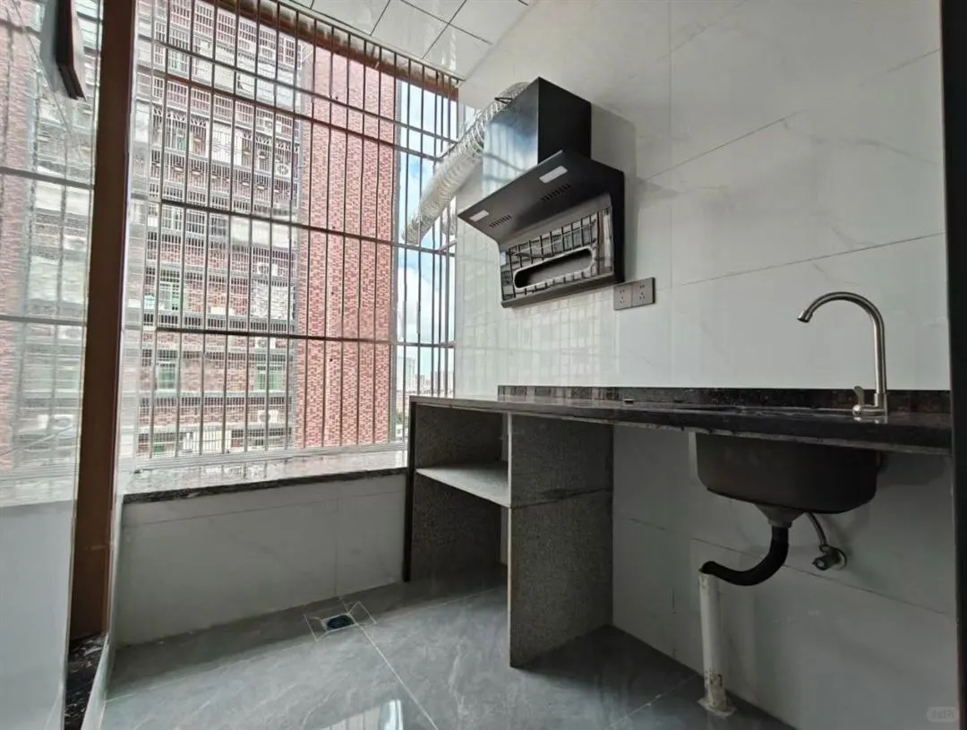 新房出租 可月付可短租开心广场 后坛现代精装修风格 光线好