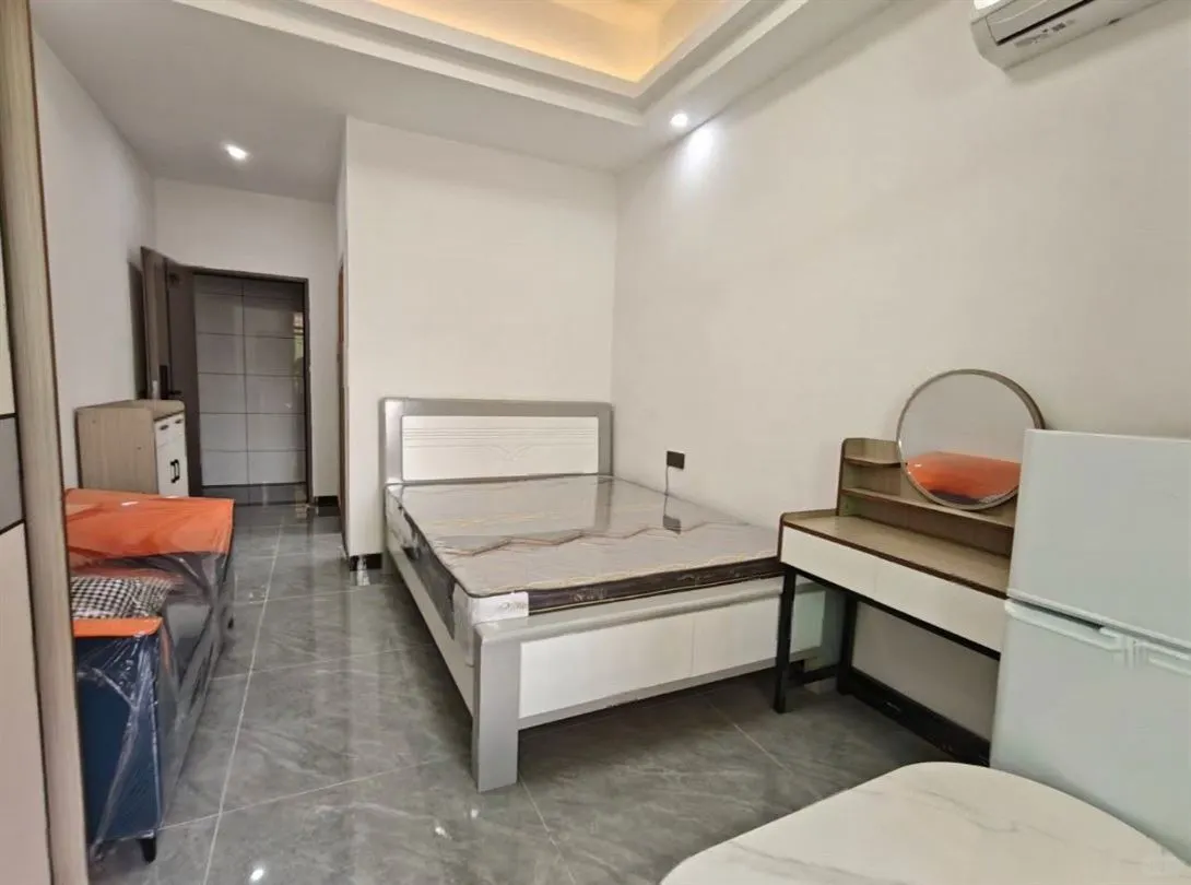 新房出租 可月付可短租开心广场 后坛现代精装修风格 光线好