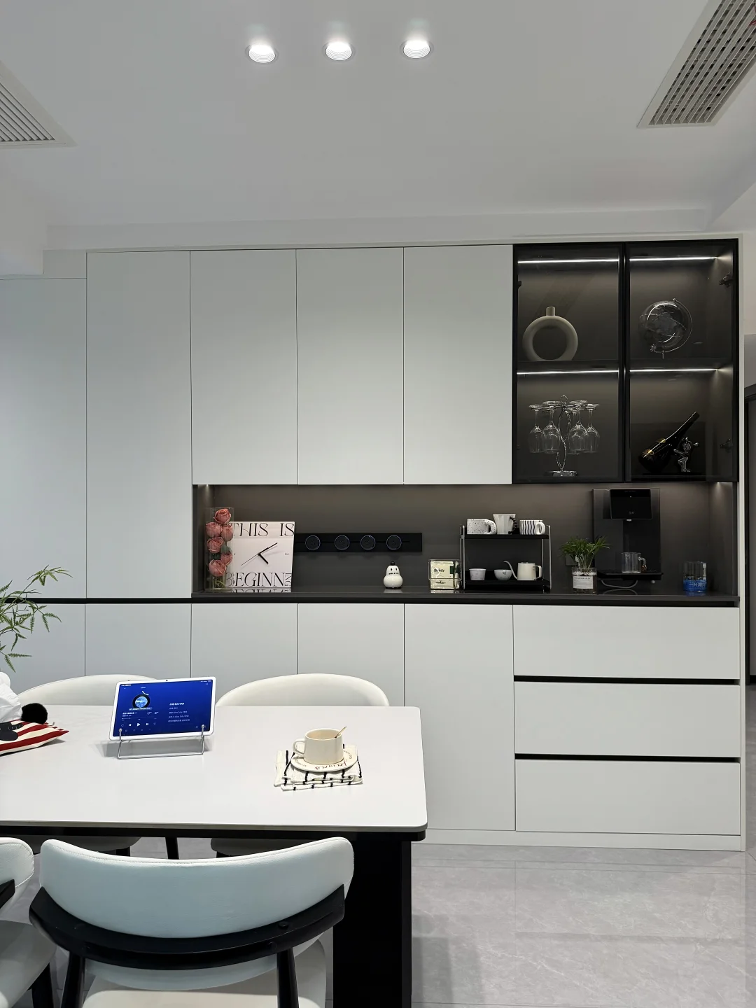 26岁🙆‍♀️，终于靠自己住进了Dream house！